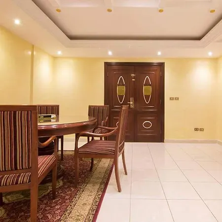 مسكن العائلة للشقق المفروشة Djeddah Extérieur photo