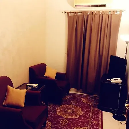 مسكن العائلة للشقق المفروشة Djeddah Extérieur photo