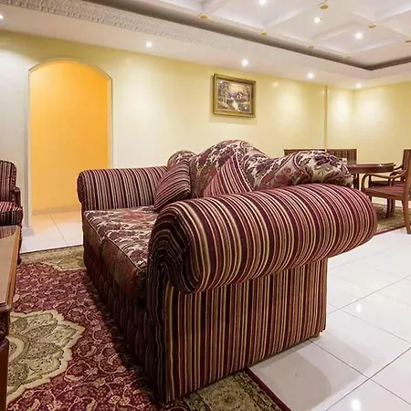 مسكن العائلة للشقق المفروشة Djeddah Extérieur photo