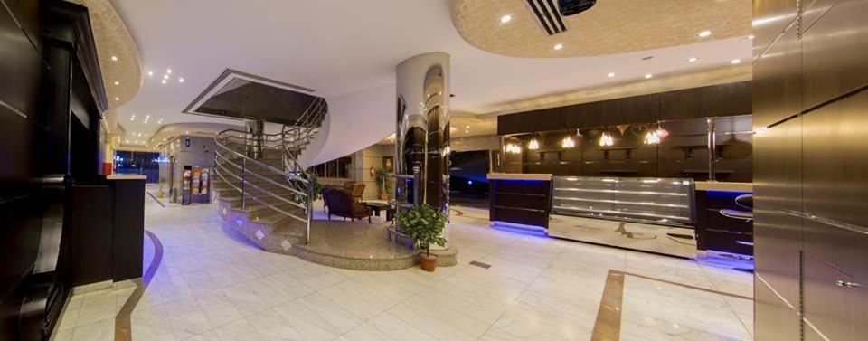 مسكن العائلة للشقق المفروشة Appart hôtel Djeddah